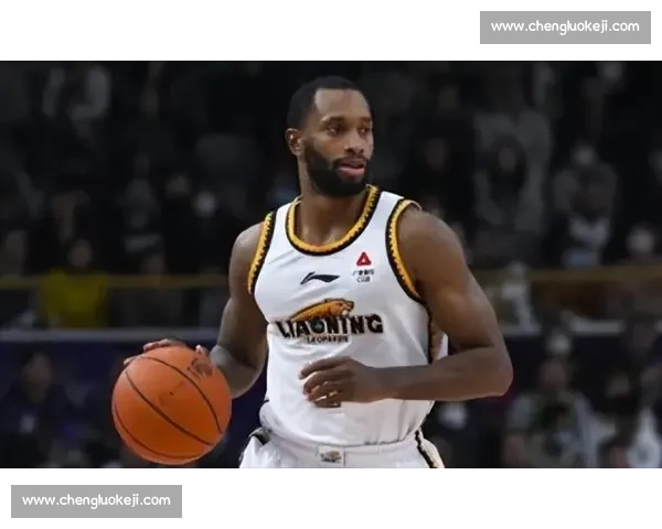 辽宁官宣弃用弗格!240 万美元薪资占比 60%,季后赛崩盘触发重建 辽宁官宣弃用弗格!240 万美元薪资占比 60%,季后赛崩盘触发重建